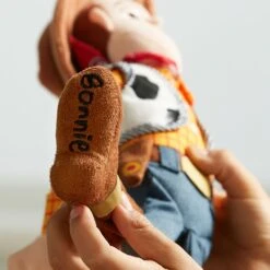 Disney Woody Plush – Toy Story 4 – Medium 18 1/2'' 11 Disney Woody Plush – Toy Story 4 – Medium 18 1/2'' -Toys Store 1231000444633 4