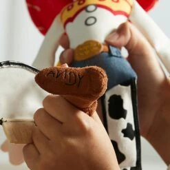 Disney Jessie Plush – Toy Story 2 – Medium 17 3/4'' -Toys Store 1231000444634 3