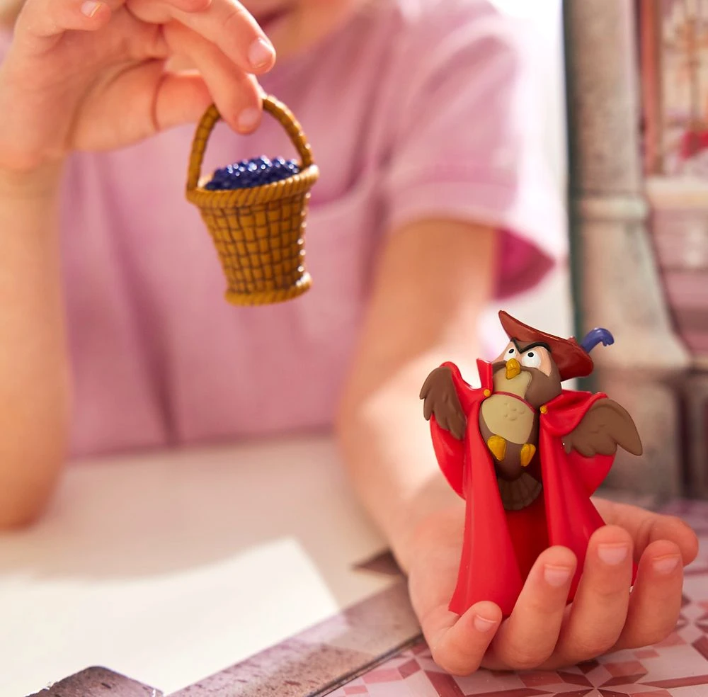 Aurora Disney Story Doll – Sleeping Beauty – 11 1/2'' 9 Aurora Disney Story Doll – Sleeping Beauty – 11 1/2'' - Image 7