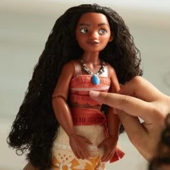 Disney Moana Classic Doll – 10 1/2'' -Toys Store 6001040901702 5