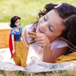 Disney Snow White Classic Doll – 11 1/2'' -Toys Store 6001040901706 3