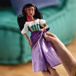 Disney Esmeralda Classic Doll – The Hunchback Of Notre Dame – 11 1/2'' -Toys Store 6001040901881 5