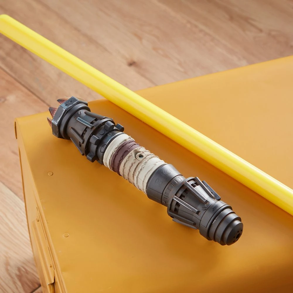 Disney Rey Skywalker LIGHTSABER – Star Wars 6 Disney Rey Skywalker LIGHTSABER – Star Wars - Image 4